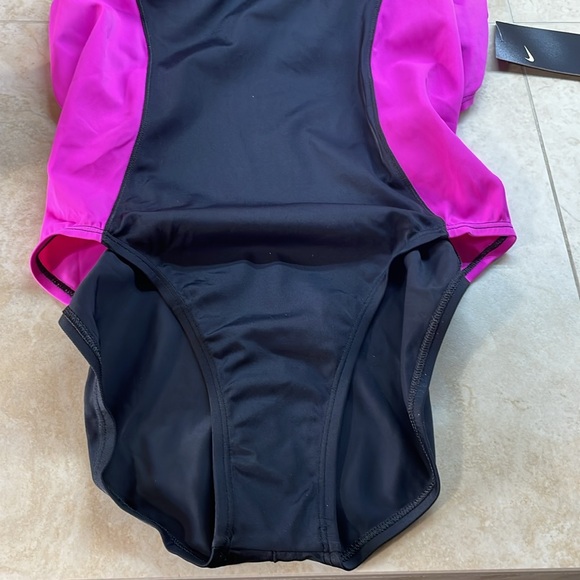 Nike Women’s Swimsuit One Piece Sport Pool Black Pink Size L - Picture 9 of 14